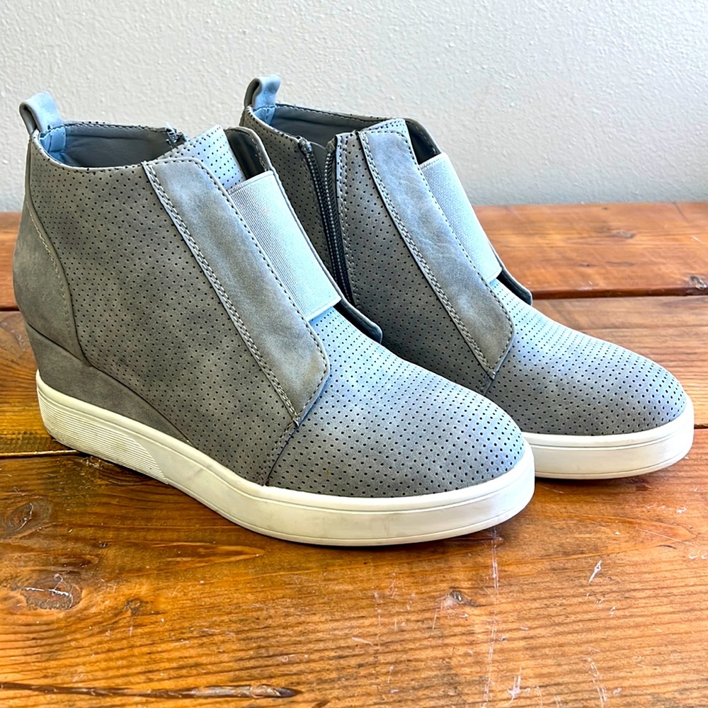 JG Grey Tennis Show Booties